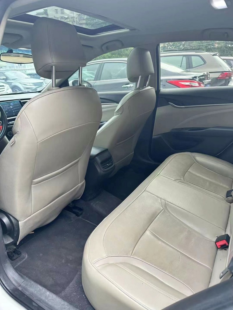 广州18年别克英朗7