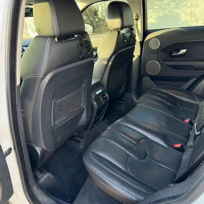 济宁14年路虎极光7