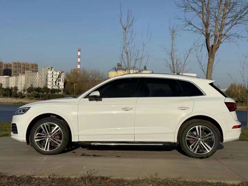 枣庄19年奥迪Q59