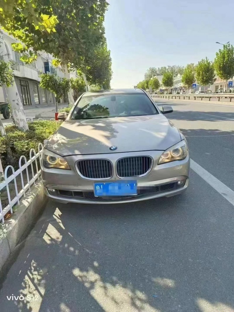 枣庄13年宝马7系1