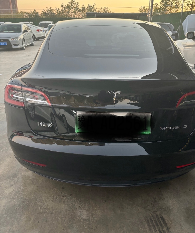 鄭州22年特斯拉MODEL 32
