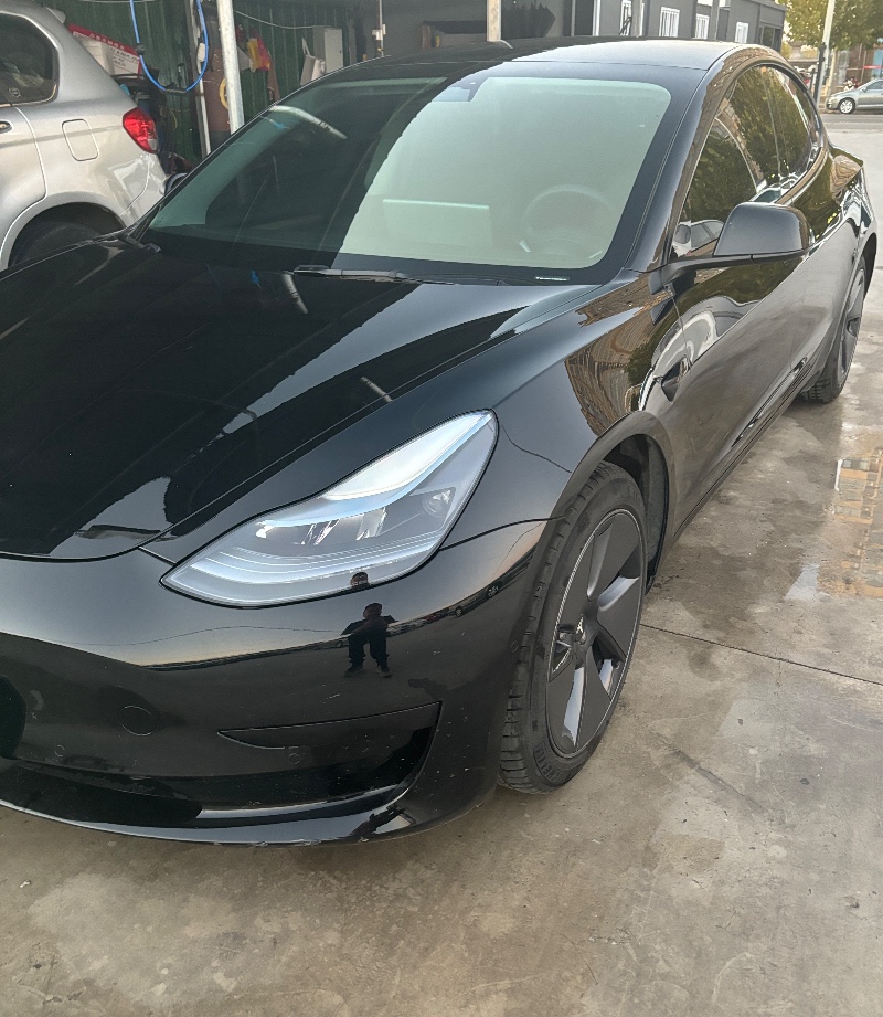 鄭州22年特斯拉MODEL 33