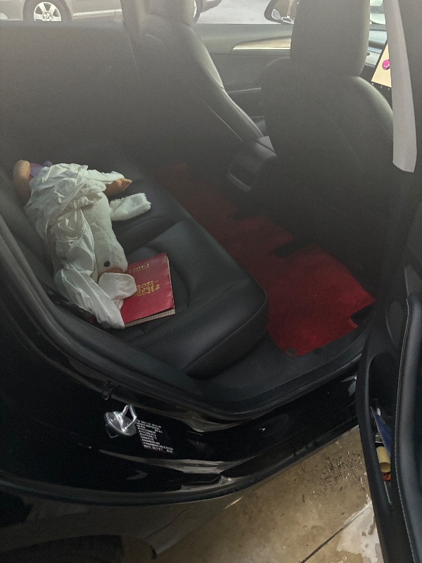 鄭州22年特斯拉MODEL 36