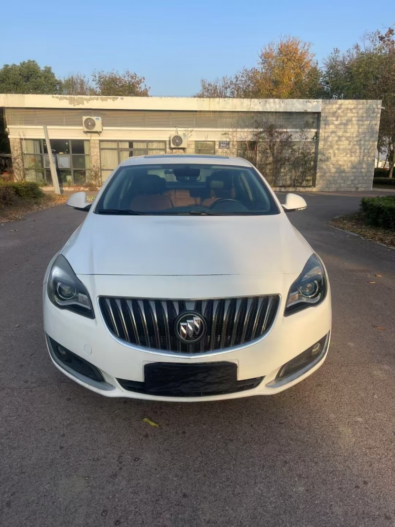 盐城17年别克君威1