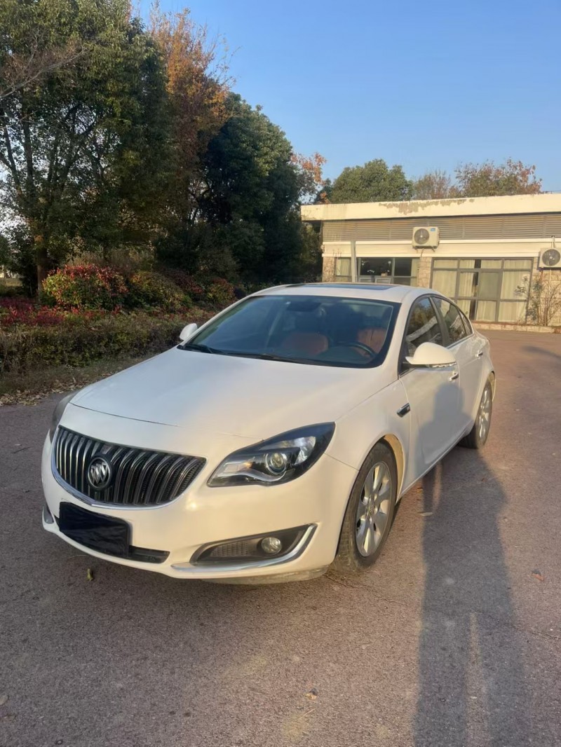 盐城17年别克君威2