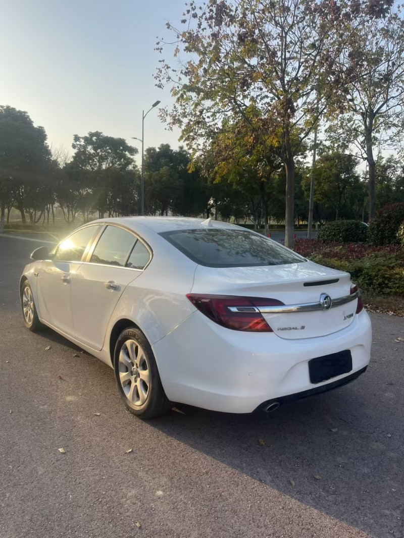 盐城17年别克君威4