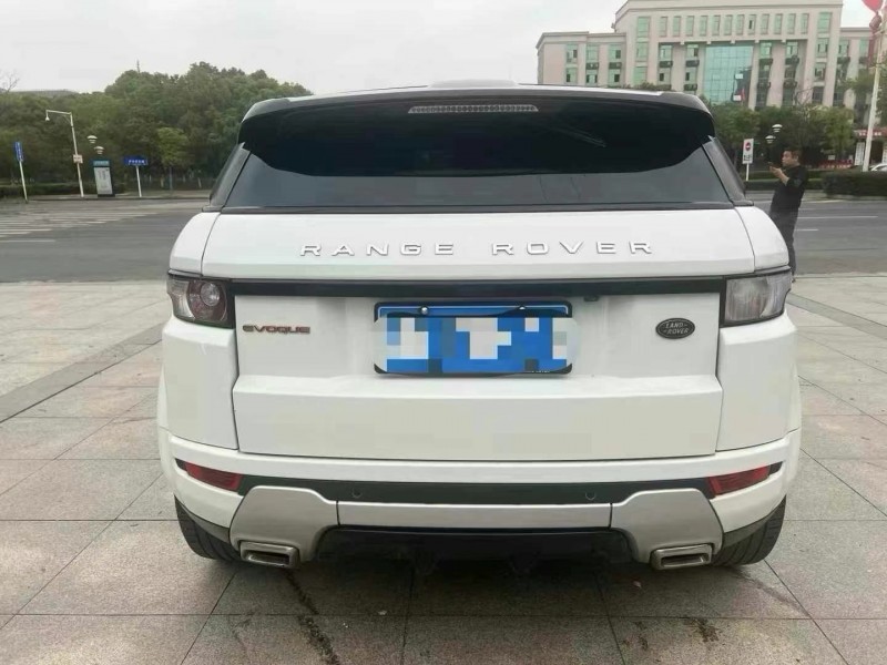 枣庄14年路虎极光4