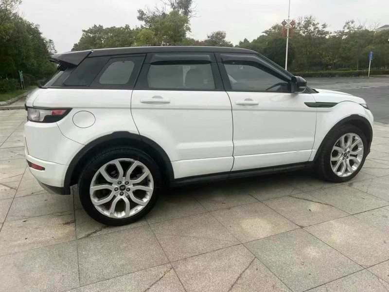 枣庄14年路虎极光5