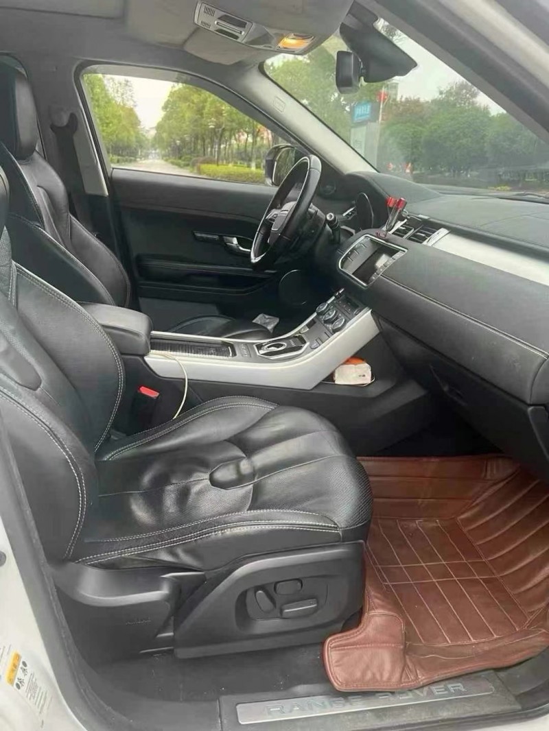 枣庄14年路虎极光9