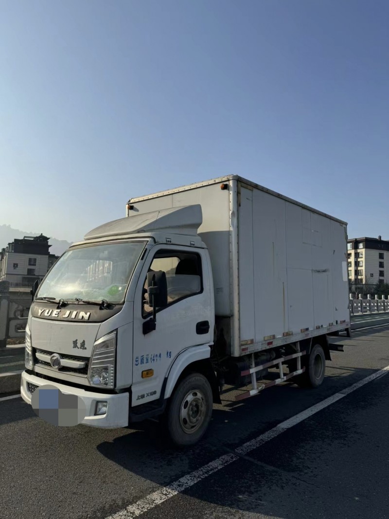 青岛17年跃进轻卡3