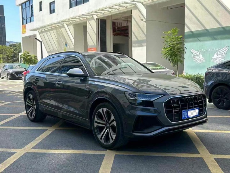 深圳20年奥迪Q82