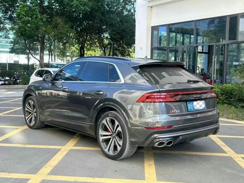 深圳20年奥迪Q86