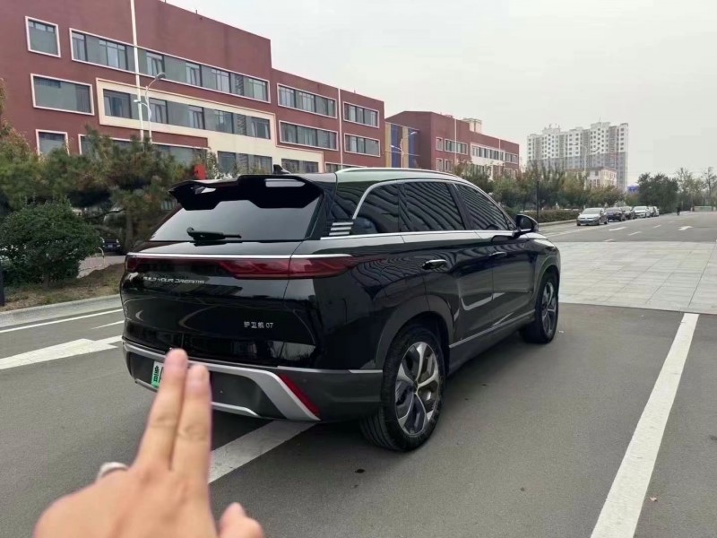济宁23年比亚迪护卫舰7
