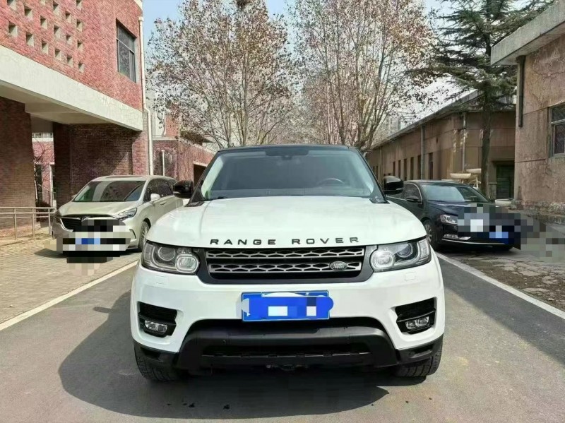 青岛15年路虎揽胜运动1