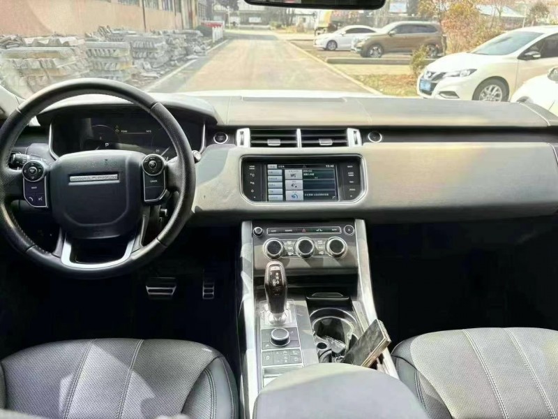 青岛15年路虎揽胜运动5