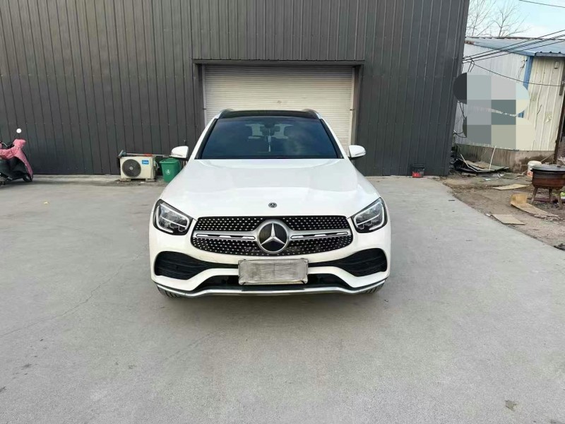 广州19年奔驰GLC1