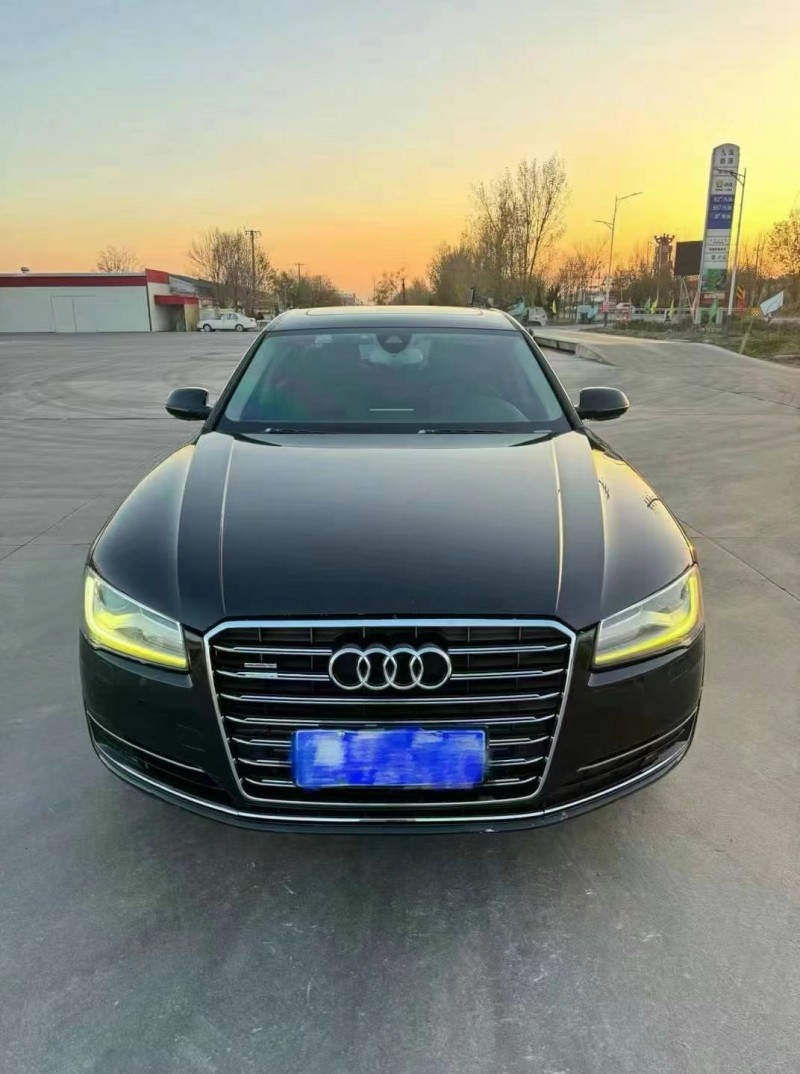 济宁14年奥迪A8L1
