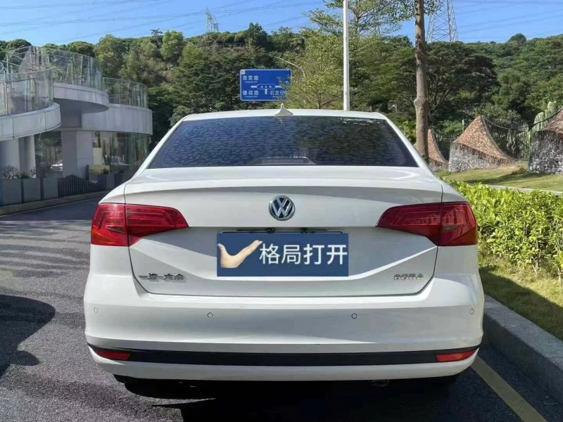 深圳17年大众宝来9