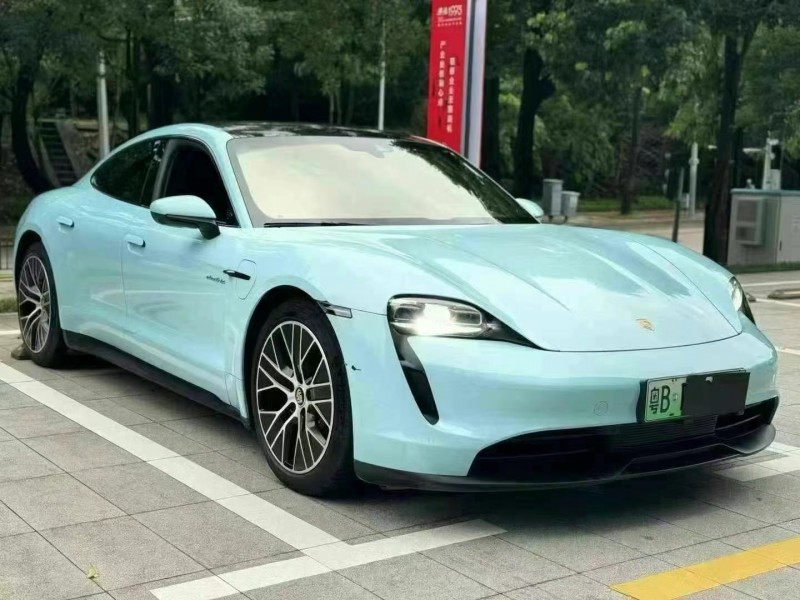 广州21年保时捷Taycan3