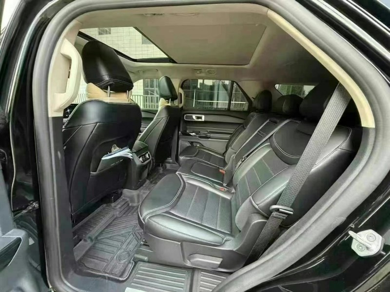 广州23年福特探险者2