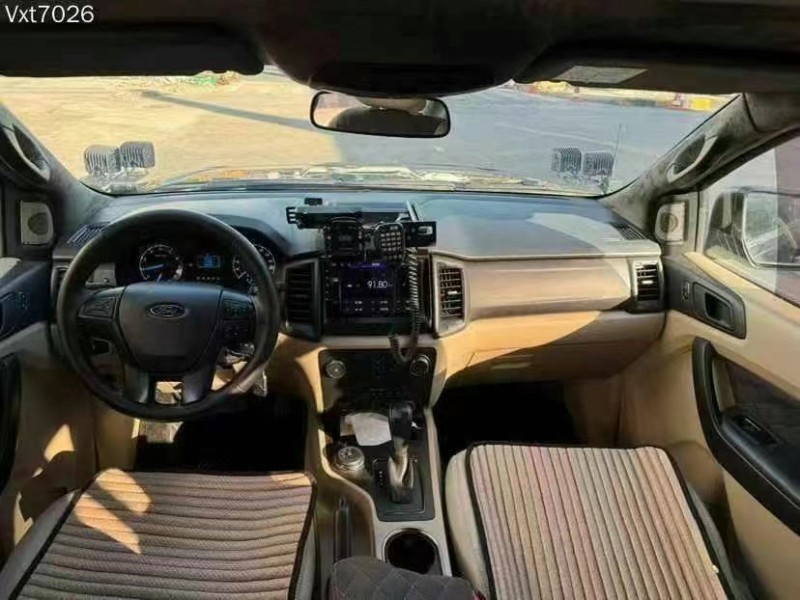 广州19年福特撼路者7