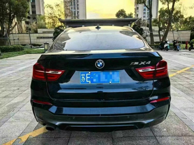 盐城17年宝马X48