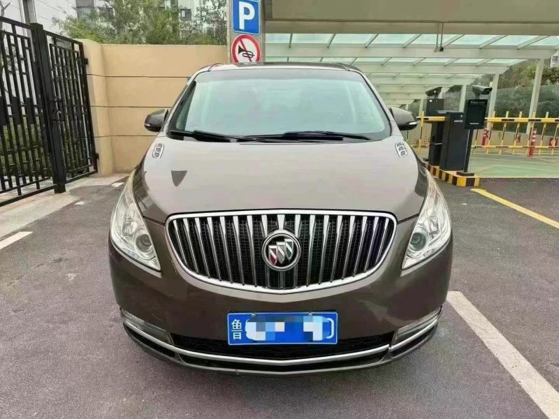 济宁15年别克GL81