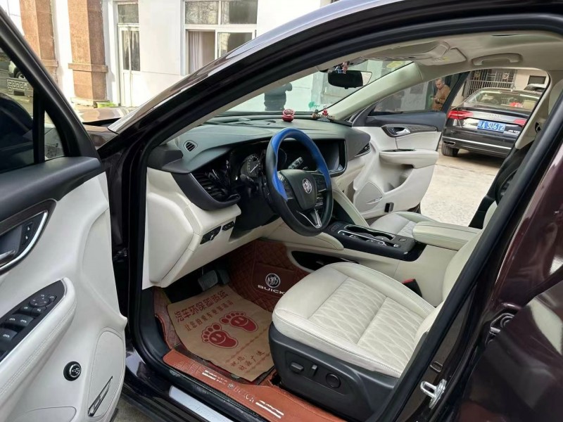 徐州21年别克昂科威4