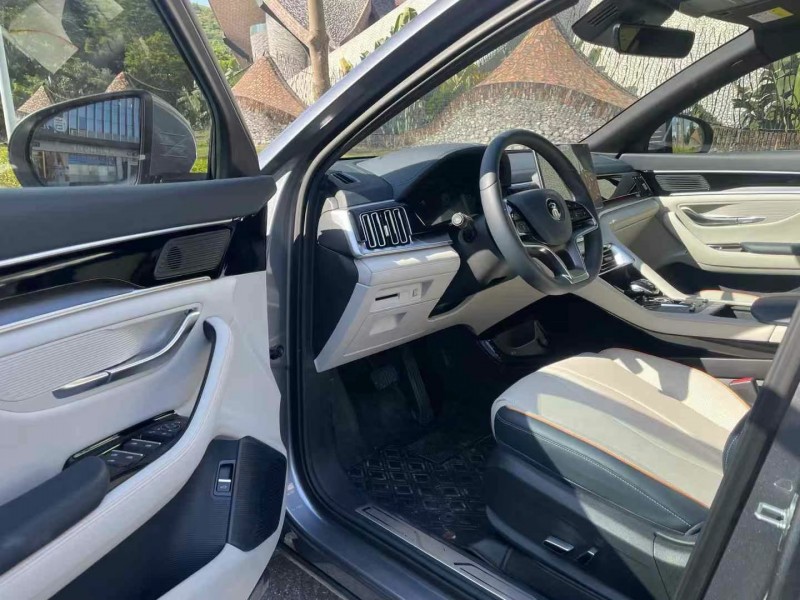 深圳23年比亚迪宋4