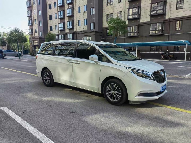 徐州17年别克GL86