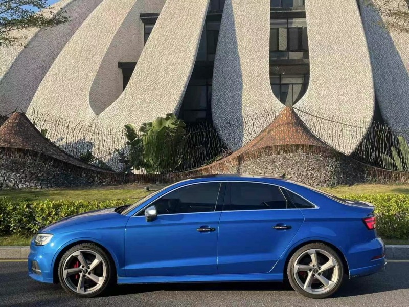 深圳19年奥迪S37