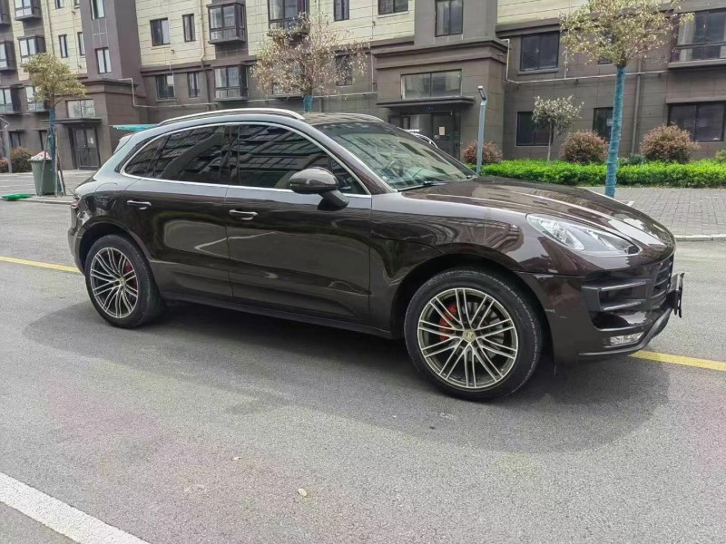 徐州17年保时捷Macan2