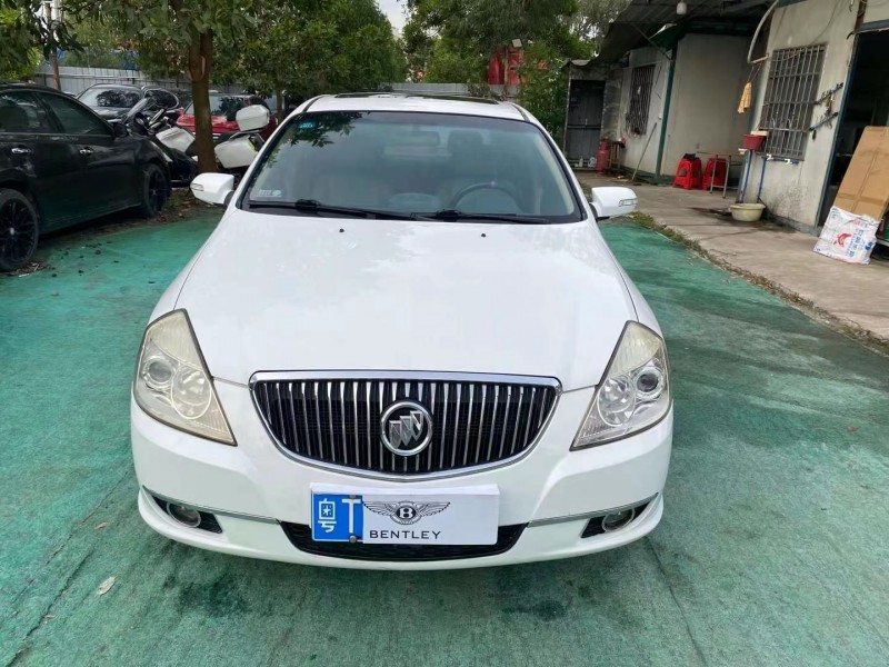 广州10年别克凯越1