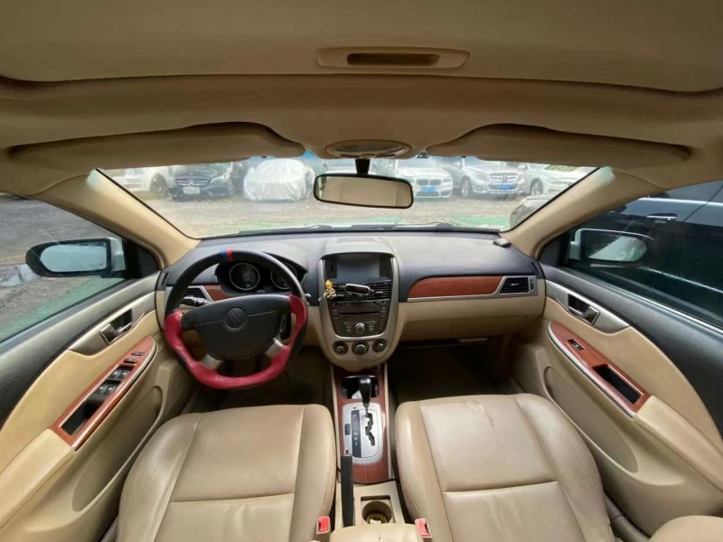 广州10年别克凯越8