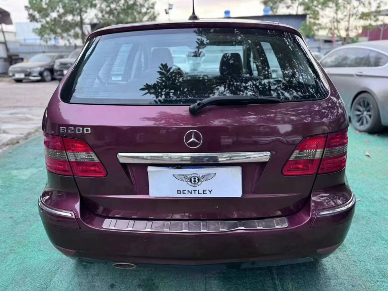 广州10年奔驰B9