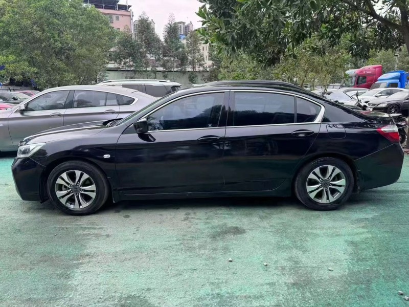 广州16年本田雅阁4