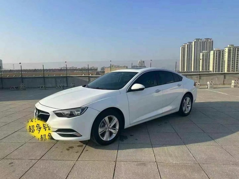 济宁19年别克君威3