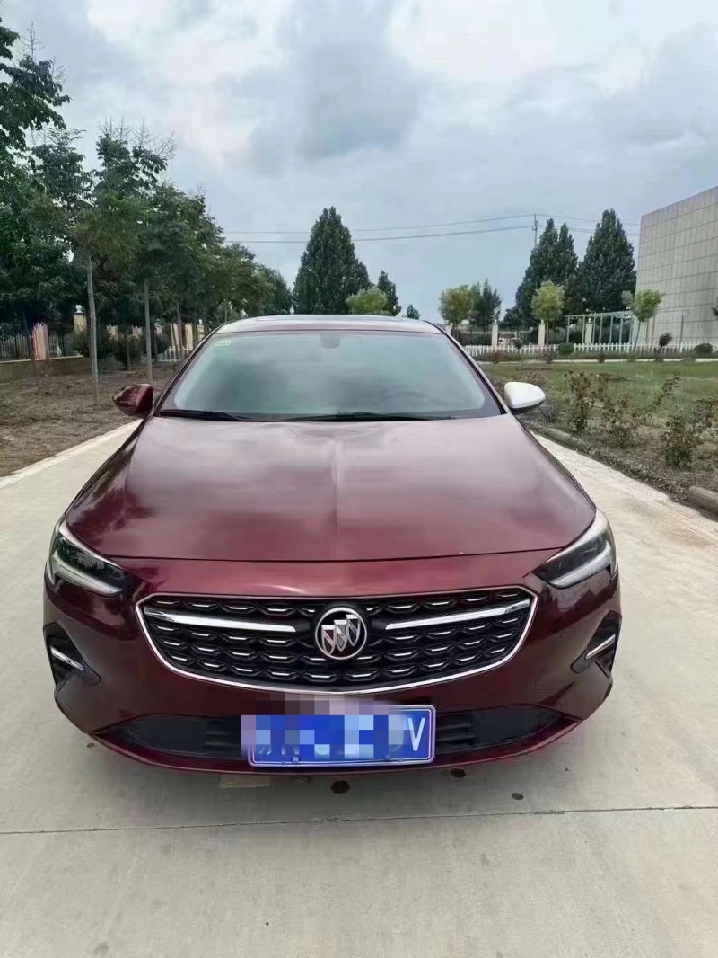 菏泽21年别克君威1