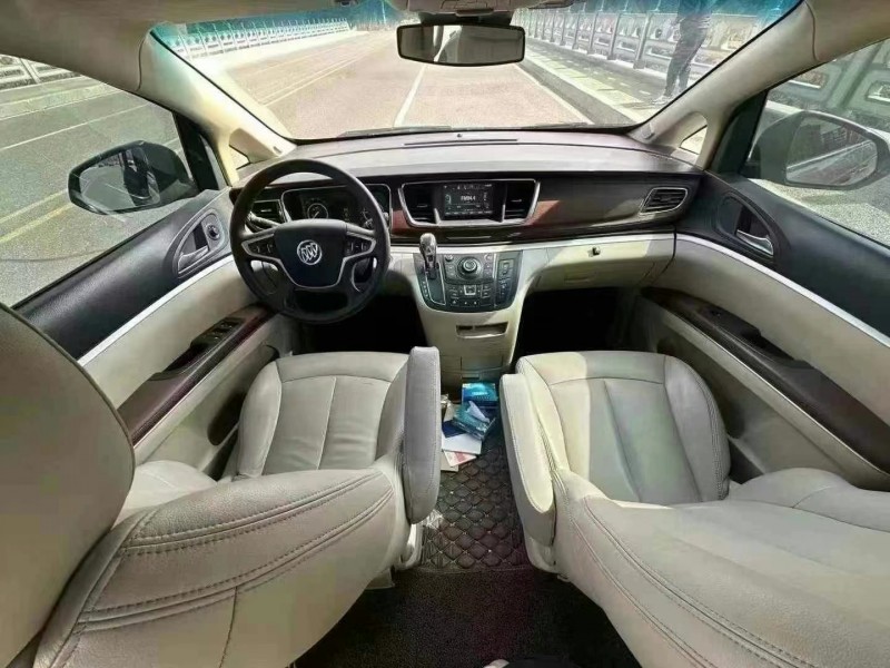 青岛19年别克GL83