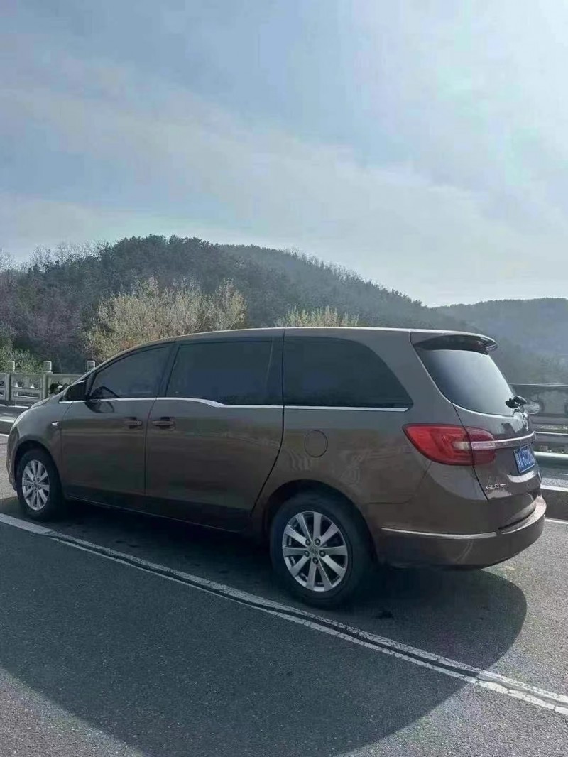 青岛19年别克GL85