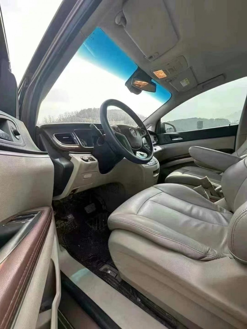 青岛19年别克GL87