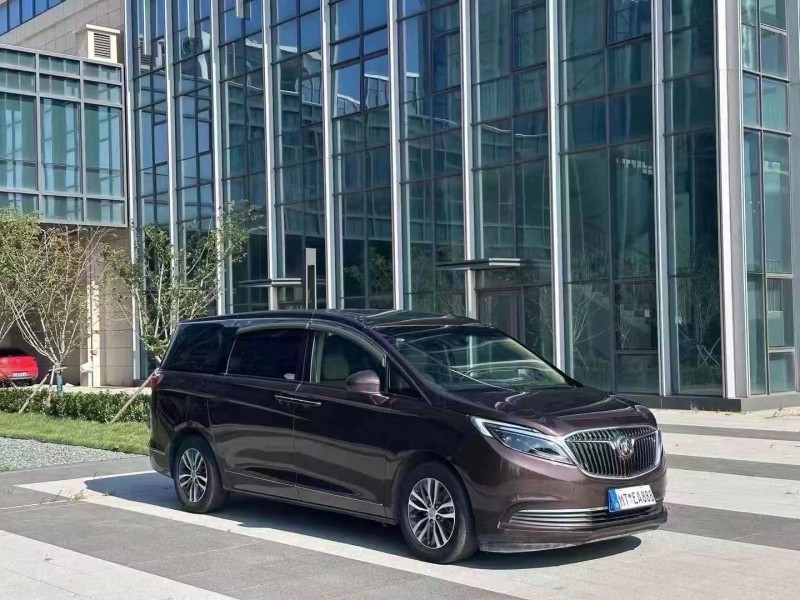 青岛18年别克GL83