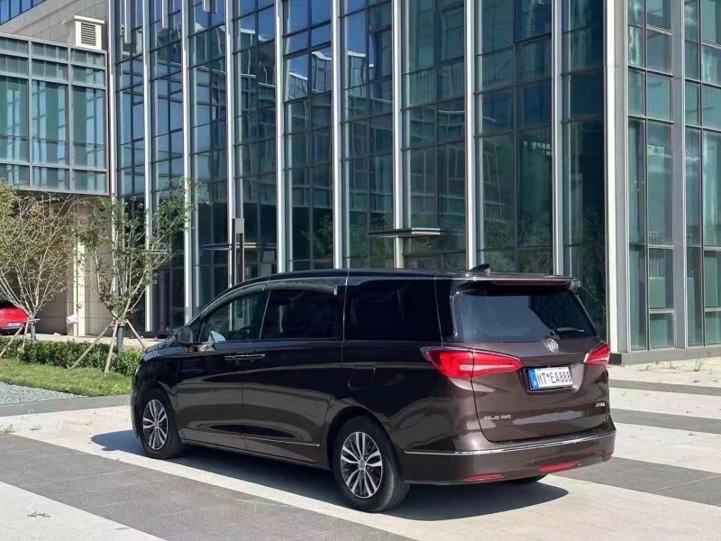 青岛18年别克GL88