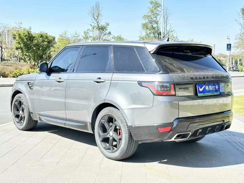 东莞19年路虎揽胜运动8