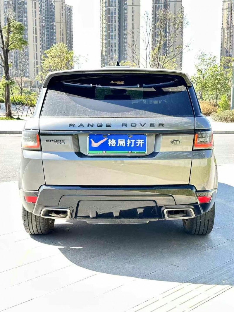 东莞19年路虎揽胜运动9