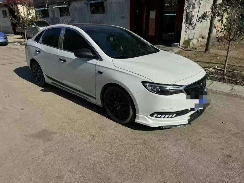 青岛22年别克英朗1