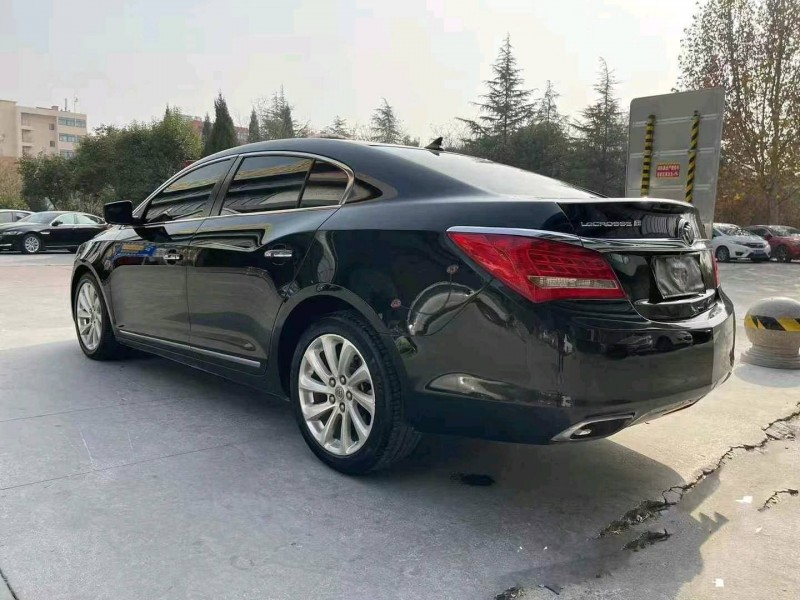 菏泽13年别克君越5