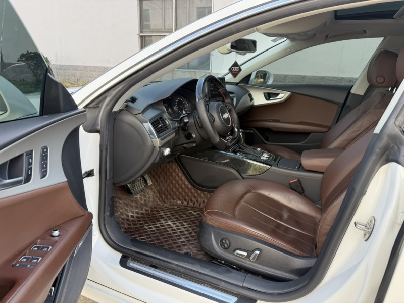 盐城16年奥迪A7L6