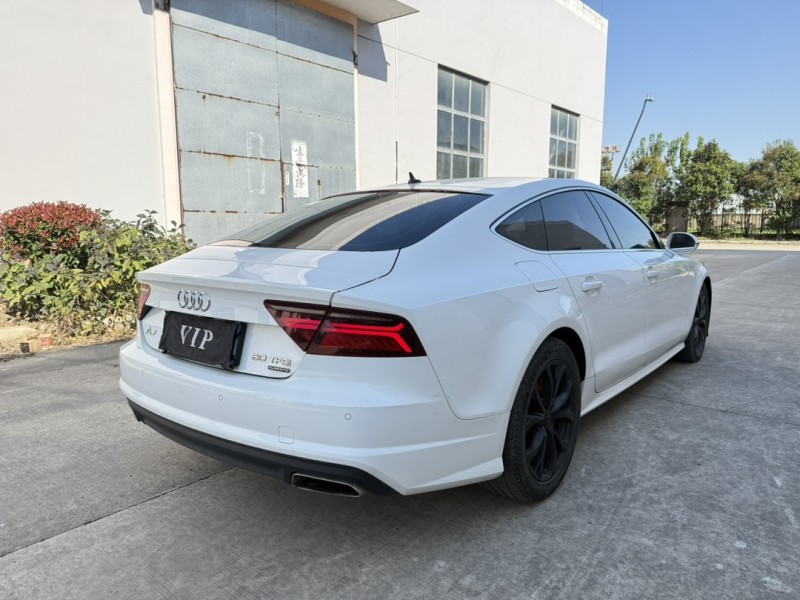 盐城16年奥迪A7L8