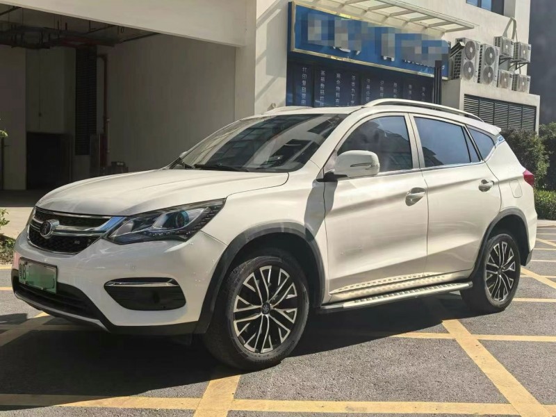 广州18年比亚迪宋3